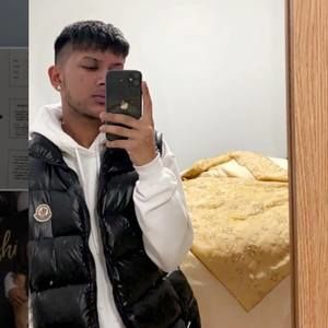 Meet your Posher, Manish